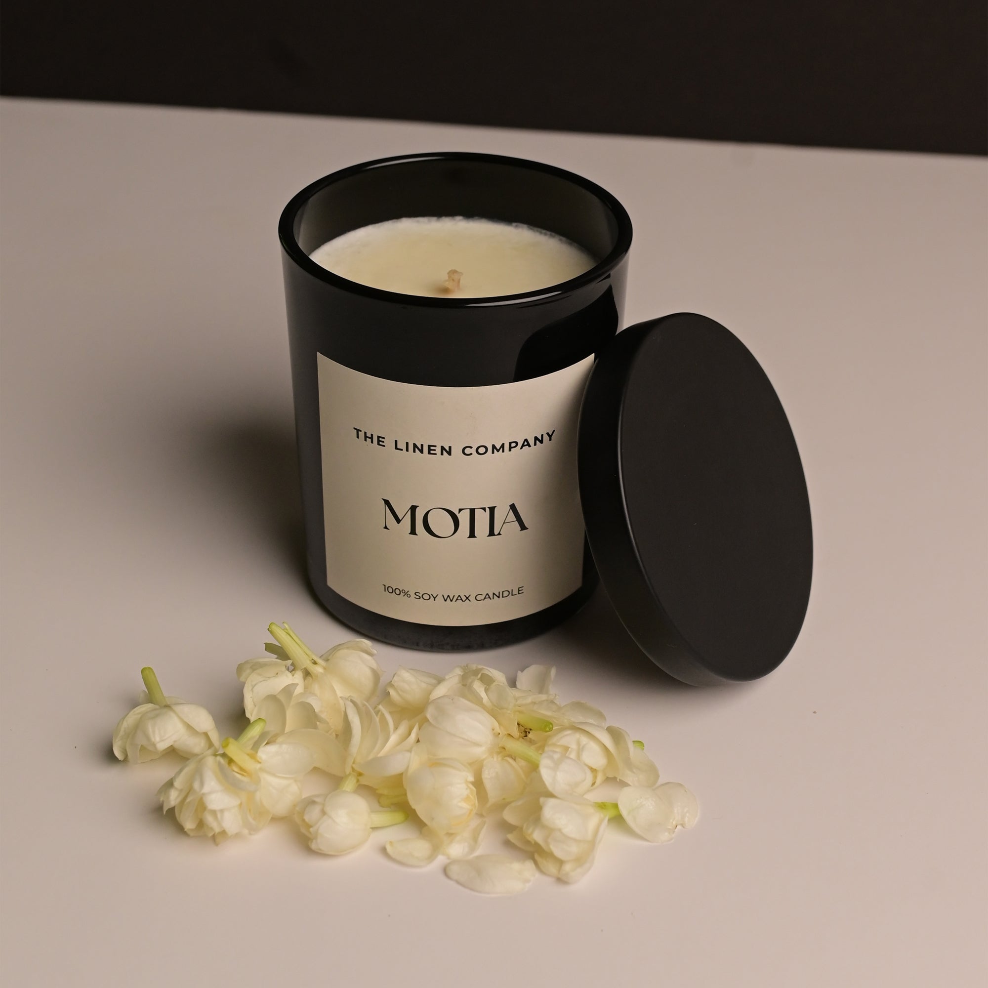 Motia Scented Candle