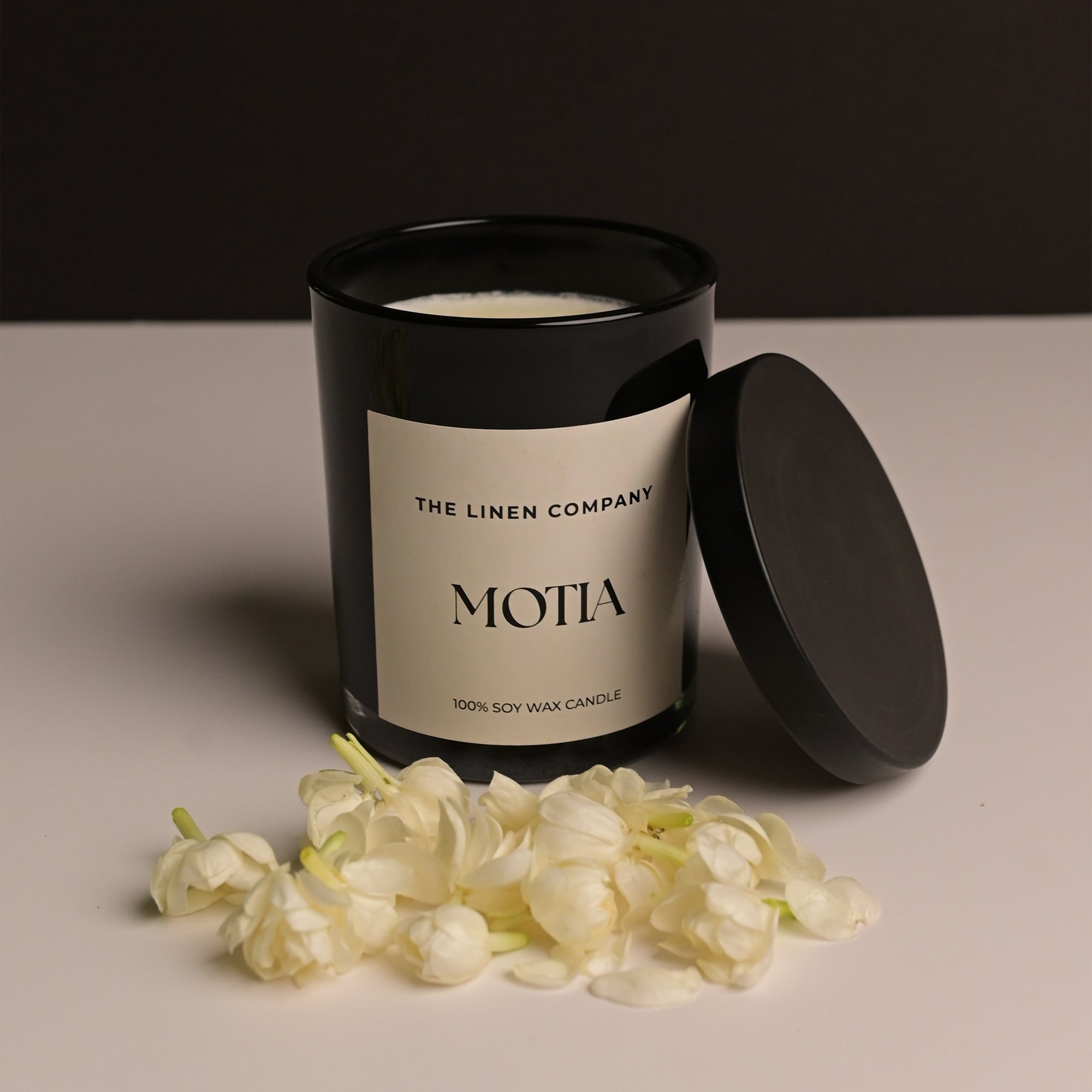 Motia Scented Candle