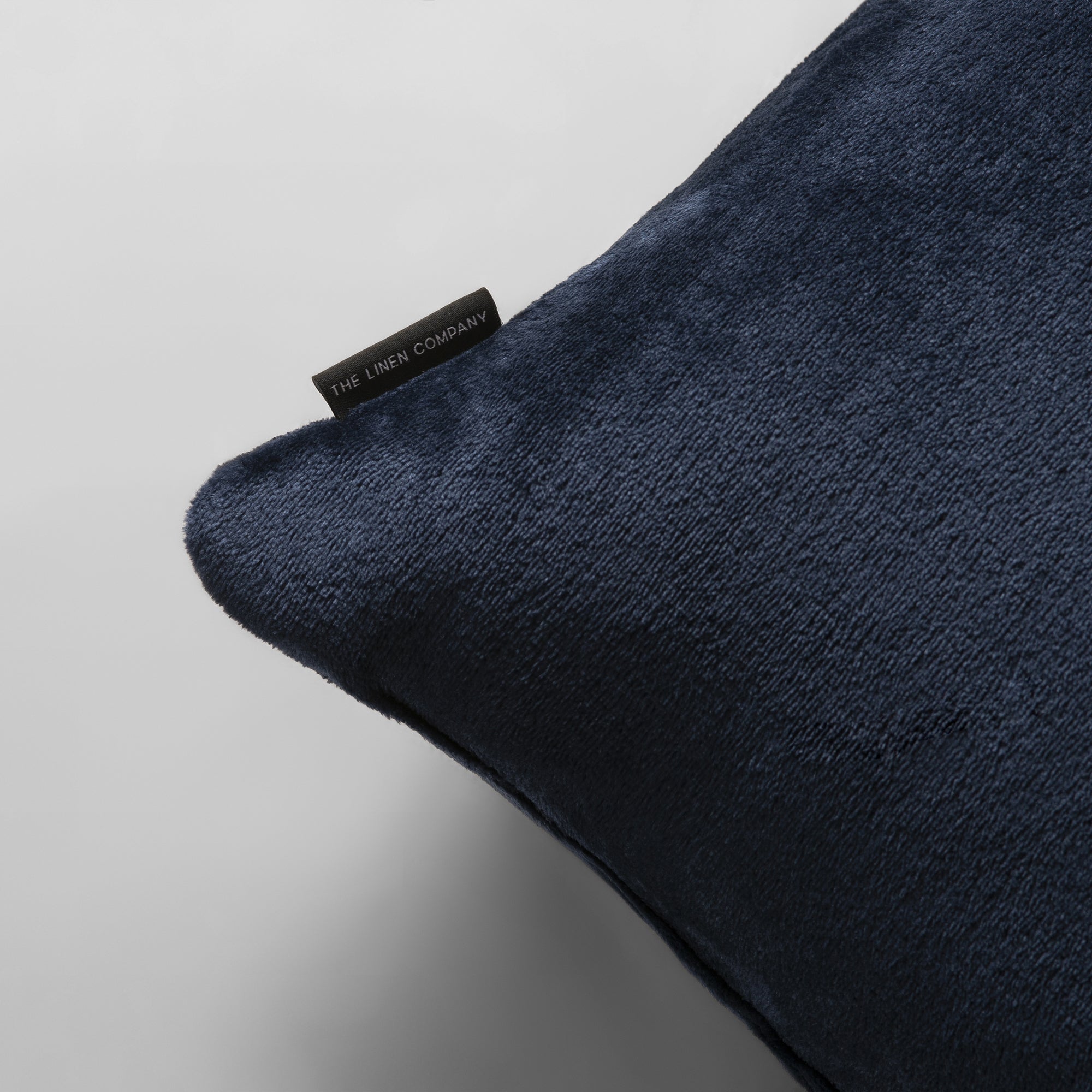 Navy Plush Cushion - THE LINEN COMPANY